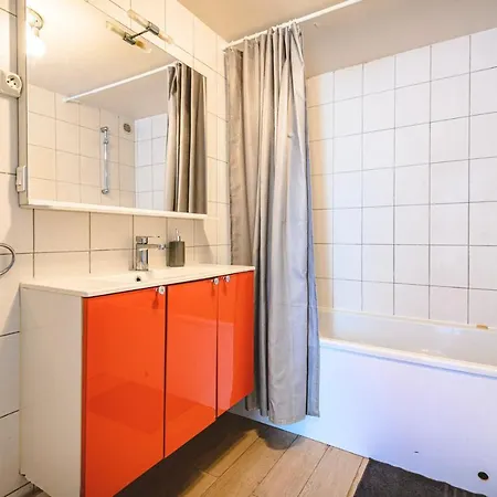Chanzy - A 50m De La Cathedrale Apartment *